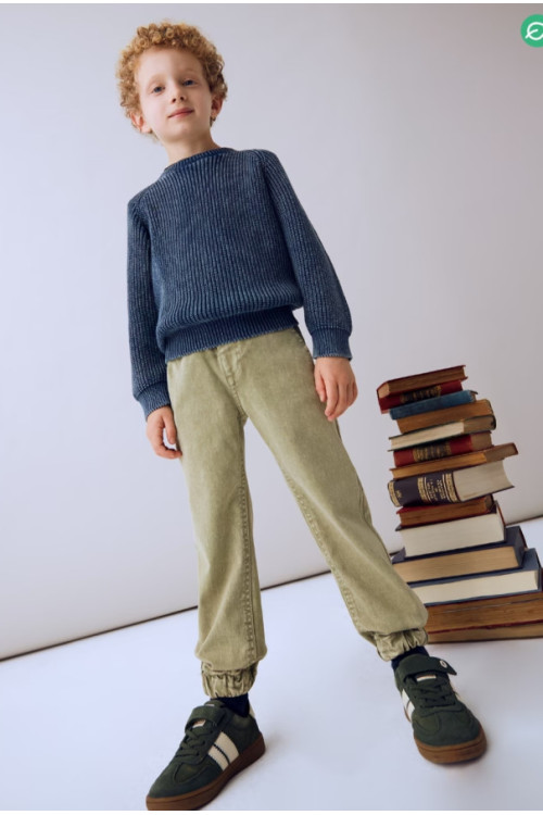 Pantalón Skater Fit Pistacho