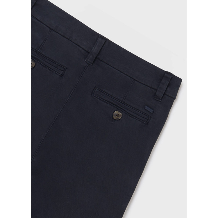 Pantalón chino negro